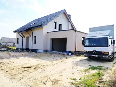 Ocieplanie Budynków Matuszyk & Radajak | Izolacja Pianą Poliuretanową i Wełną Celulozową: Od Fundamentów aż po Dach